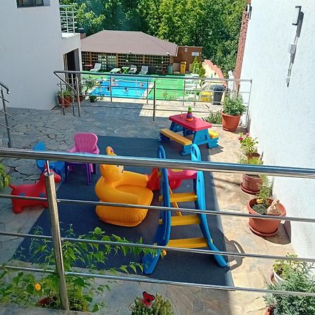 La Roby Si Niko Hotel Dubova Exterior photo